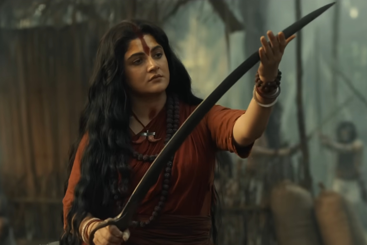 Srabanti Chatterjee in Devi Chowdhurani